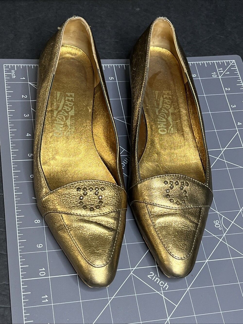 VTG Salvatore Ferragamo GOLD GENUINE LEATHER POINTED BALLET SLIP ON SHOES Sz 8.5
